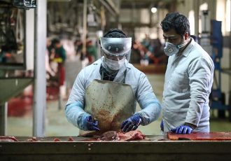 کنترل ۵ مرحله ای در کشتارگاه صنعتی تبریز